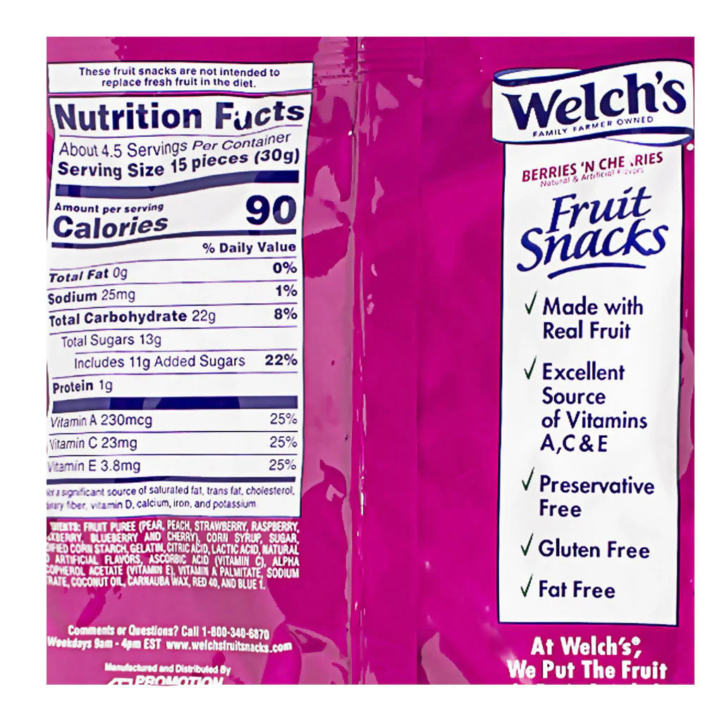 Welch's Berries 'N Cherries Fruit Snacks - 5 oz. 12 Pack offers fruit-flavored snacks designed for wellness vending machines.
