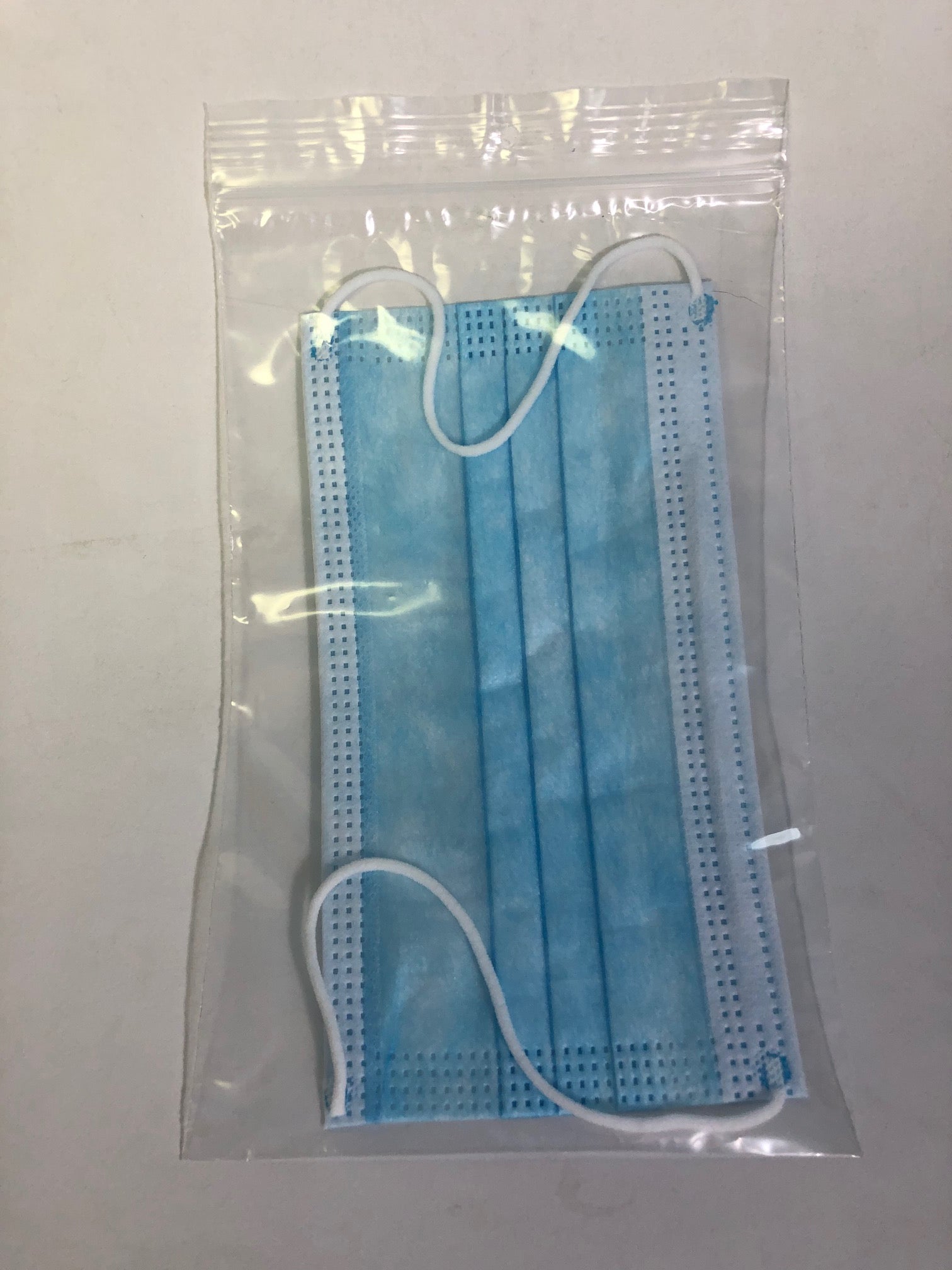 Disposable Face Mask wellness vending machine